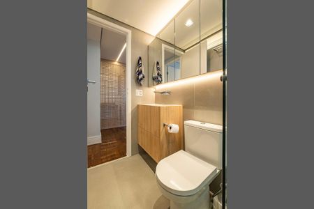 Apartamento à venda com 96m², 2 quartos e 1 vaga Apartamento à venda com 96m², 2 quartos e 1 vagaBanheiro