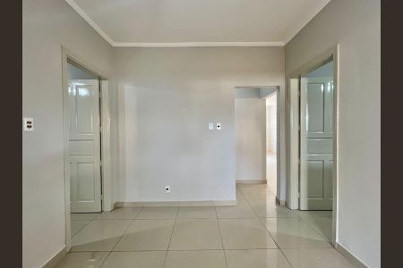Casa à venda com 145m², 3 quartos e 3 vagasSala