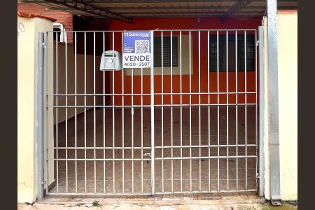 Casa à venda com 145m², 3 quartos e 3 vagasFachada da casa