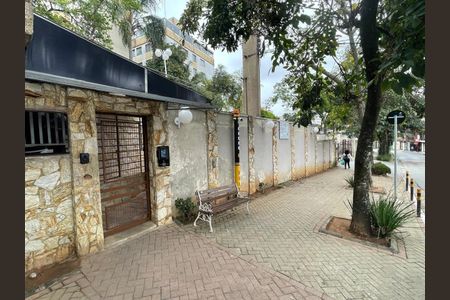Apartamento à venda com 42m², 2 quartos e sem vaga Apartamento à venda com 42m², 2 quartos e sem vagaPortaria