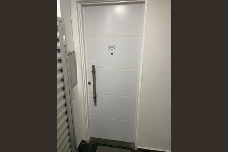 Apartamento à venda com 42m², 2 quartos e sem vaga Apartamento à venda com 42m², 2 quartos e sem vagaEntrada
