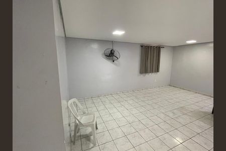 Apartamento à venda com 42m², 2 quartos e sem vaga Apartamento à venda com 42m², 2 quartos e sem vagaSalão de Festas