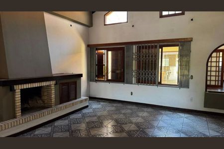 Casa para alugar com 750m², 6 quartos e 2 vagas