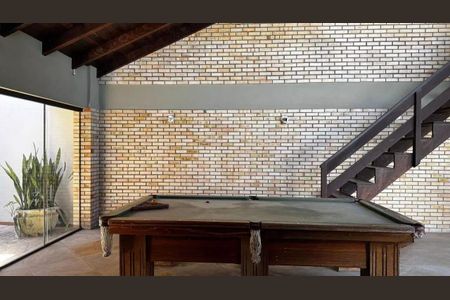 Casa para alugar com 750m², 6 quartos e 2 vagas