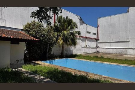 Casa para alugar com 750m², 6 quartos e 2 vagas