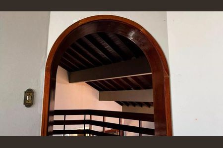 Casa para alugar com 750m², 6 quartos e 2 vagas