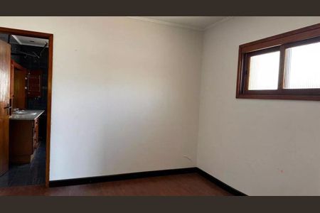 Casa para alugar com 750m², 6 quartos e 2 vagas