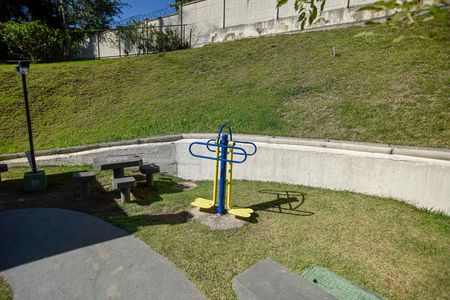 Apartamento para alugar com 5m², 2 quartos e 1 vaga Apartamento para alugar com 5m², 2 quartos e 1 vagaÁrea comum - Playground