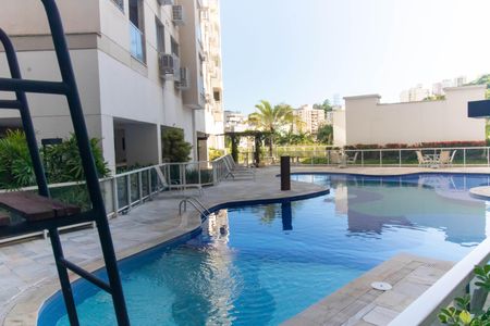 Apartamento à venda com 81m², 3 quartos e 1 vagaÁrea comum