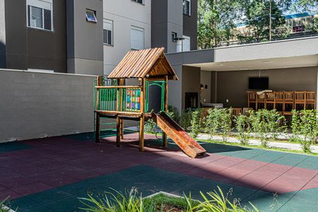 Apartamento para alugar com 42m², 2 quartos e sem vaga Apartamento para alugar com 42m², 2 quartos e sem vagaÁrea comum - Playground