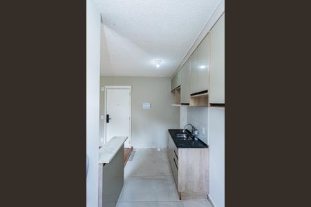 Apartamento para alugar com 42m², 2 quartos e sem vaga Apartamento para alugar com 42m², 2 quartos e sem vagaCozinha e Área de Serviço