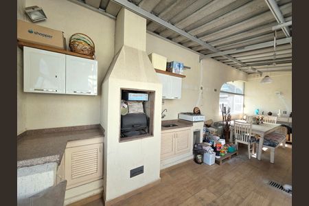 Apartamento à venda com 133m², 2 quartos e 2 vagasCobertura