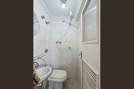 Apartamento à venda com 133m², 2 quartos e 2 vagasBanheiro de serviço