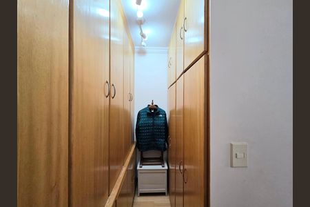 Apartamento à venda com 133m², 2 quartos e 2 vagasQuarto 2