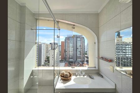 Apartamento à venda com 133m², 2 quartos e 2 vagasCobertura