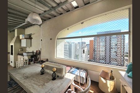 Apartamento à venda com 133m², 2 quartos e 2 vagasCobertura