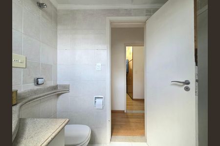 Apartamento à venda com 133m², 2 quartos e 2 vagasBanheiro Social