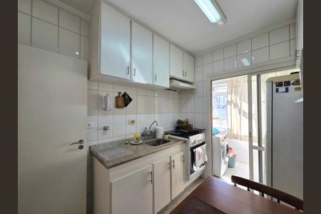 Apartamento à venda com 133m², 2 quartos e 2 vagasCozinha
