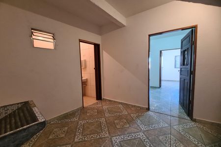 Casa para alugar com 44m², 2 quartos e 1 vaga Casa para alugar com 44m², 2 quartos e 1 vagaÁrea de Serviço