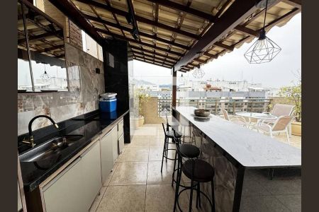 Apartamento para alugar com 168m², 2 quartos e 2 vagasÁrea externa