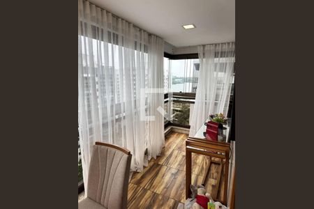 Apartamento para alugar com 168m², 2 quartos e 2 vagasVaranda