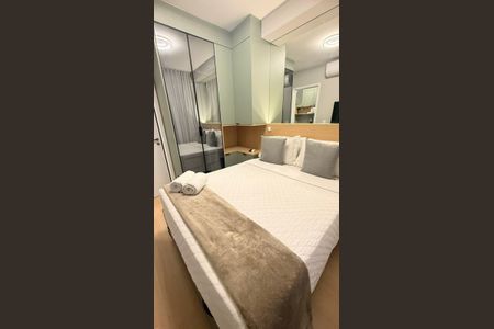 Apartamento à venda com 26m², 1 quarto e sem vaga Apartamento à venda com 26m², 1 quarto e sem vagaSala / Quarto
