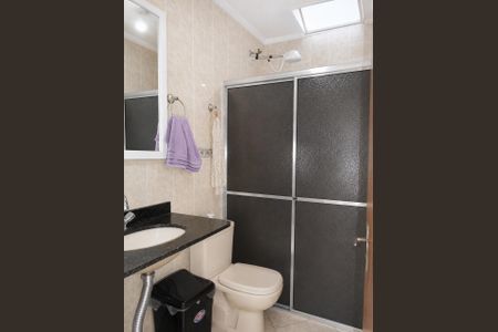 Banheiro de casa à venda com 2 quartos, 78m² em Vila Paulistania, São Paulo