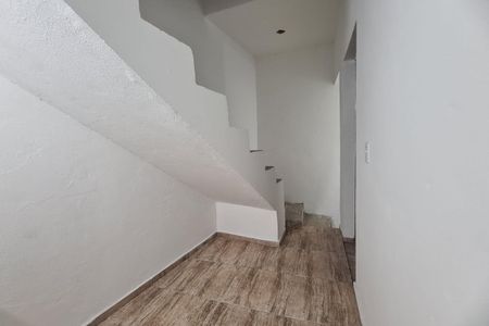 Casa para alugar com 44m², 2 quartos e 1 vaga Casa para alugar com 44m², 2 quartos e 1 vagaÁrea de Serviço