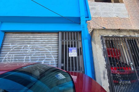 Casa para alugar com 44m², 2 quartos e 1 vaga Casa para alugar com 44m², 2 quartos e 1 vagaEntrada