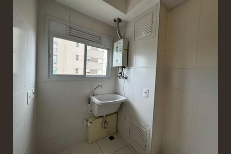 Apartamento à venda com 41m², 1 quarto e 1 vaga Apartamento à venda com 41m², 1 quarto e 1 vagaÁrea de Serviço