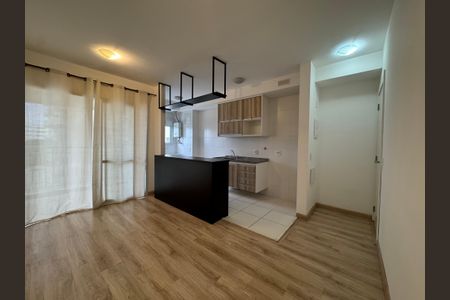 Apartamento à venda com 41m², 1 quarto e 1 vaga Apartamento à venda com 41m², 1 quarto e 1 vagaSala