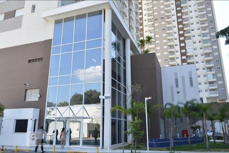 Apartamento à venda com 41m², 1 quarto e 1 vaga Apartamento à venda com 41m², 1 quarto e 1 vagaFachada