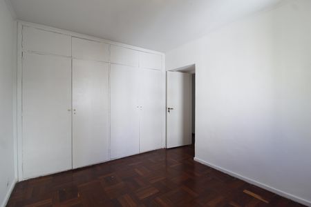 Apartamento para alugar com 126m², 3 quartos e 2 vagasQuarto 2