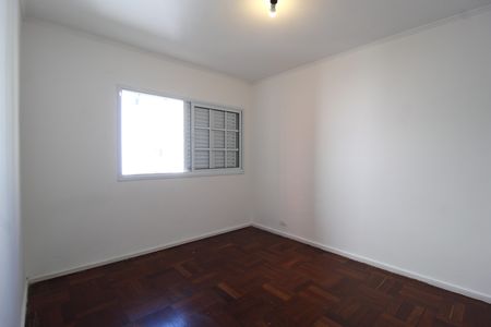 Apartamento para alugar com 126m², 3 quartos e 2 vagasQuarto 2
