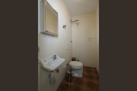 Apartamento para alugar com 126m², 3 quartos e 2 vagasBanheiro de Serviço