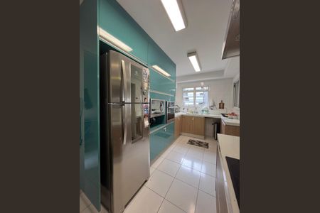 Apartamento para alugar com 132m², 3 quartos e 2 vagas Apartamento para alugar com 132m², 3 quartos e 2 vagasCozinha