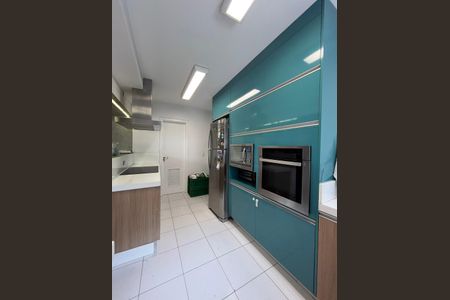 Apartamento para alugar com 132m², 3 quartos e 2 vagas Apartamento para alugar com 132m², 3 quartos e 2 vagasCozinha