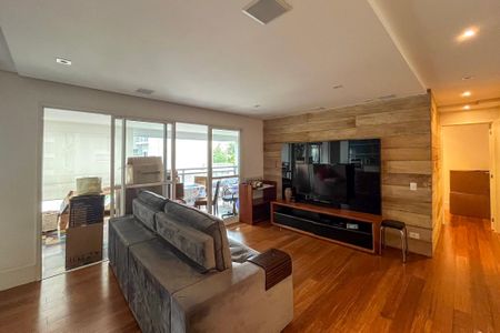 Apartamento para alugar com 132m², 3 quartos e 2 vagas Apartamento para alugar com 132m², 3 quartos e 2 vagasSala