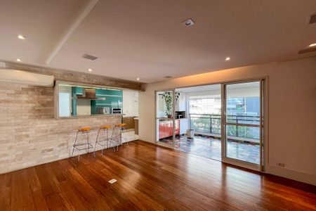 Sala de apartamento para alugar com 3 quartos, 132m² em Bosque da Saúde, São Paulo