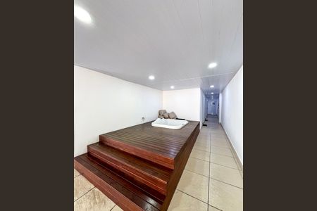 Apartamento para alugar com 132m², 3 quartos e 2 vagas Apartamento para alugar com 132m², 3 quartos e 2 vagasSpa