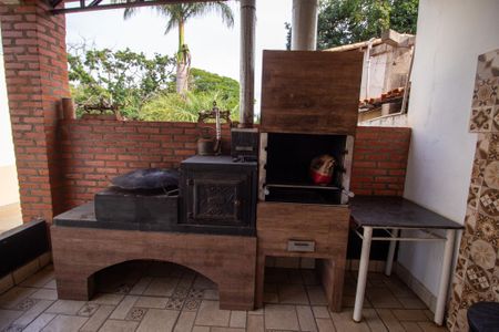 Casa para alugar com 1000m², 3 quartos e 5 vagas Casa para alugar com 1000m², 3 quartos e 5 vagasÁrea externa