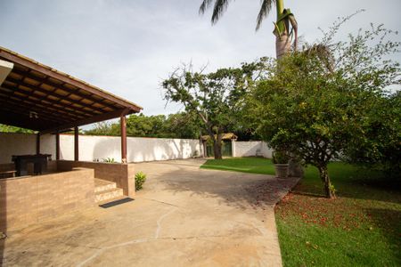 Casa para alugar com 1000m², 3 quartos e 5 vagas Casa para alugar com 1000m², 3 quartos e 5 vagasÁrea externa