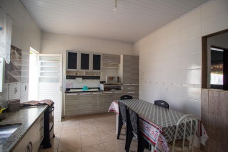 Casa para alugar com 1000m², 3 quartos e 5 vagas Casa para alugar com 1000m², 3 quartos e 5 vagasCozinha