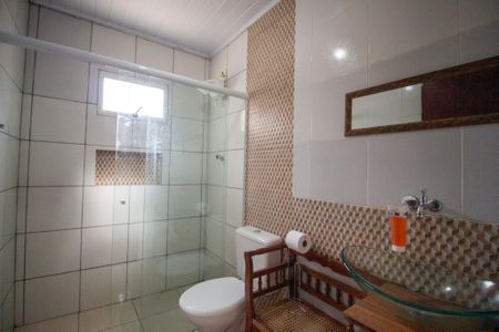 Casa para alugar com 1000m², 3 quartos e 5 vagas Casa para alugar com 1000m², 3 quartos e 5 vagasBanheiro