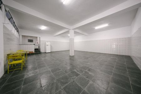 Apartamento para alugar com 45m², 2 quartos e 1 vaga Apartamento para alugar com 45m², 2 quartos e 1 vagaÁrea comum - Salão de festas