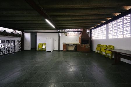 Apartamento para alugar com 45m², 2 quartos e 1 vaga Apartamento para alugar com 45m², 2 quartos e 1 vagaÁrea comum - Churrasqueira