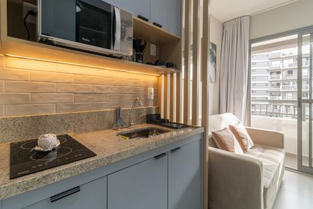 Cozinha de apartamento para alugar com 1 quarto, 26m² em Vila Nova Conceição, São Paulo