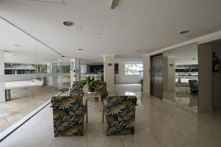 Apartamento à venda com 65m², 3 quartos e 1 vagaHall de entrada