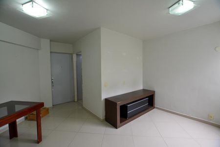 Apartamento à venda com 65m², 3 quartos e 1 vagaSala