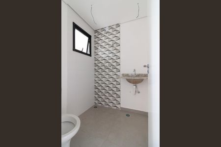 Banheiro de apartamento para alugar com 1 quarto, 34m² em Jardim Trussardi, São Paulo